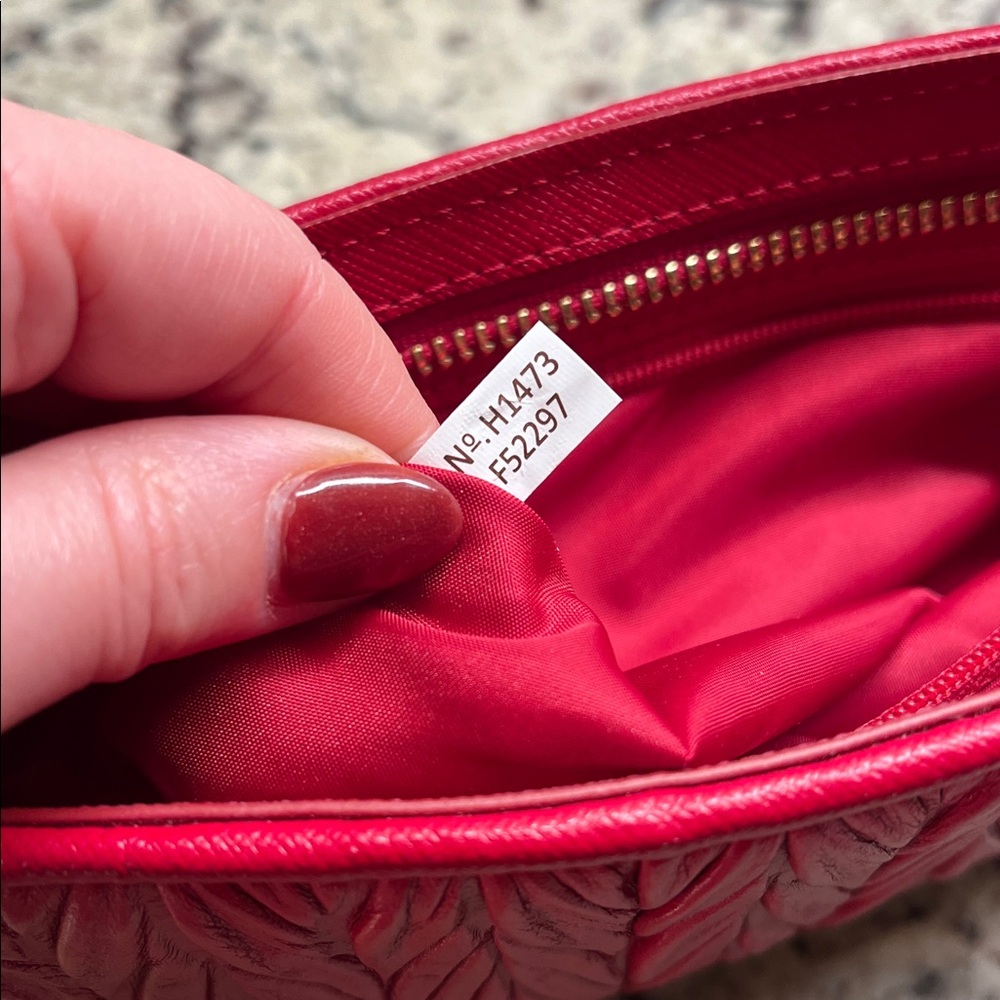 Coach Collette Gathered Leather Red Clutch EUC - Picture 13 of 15